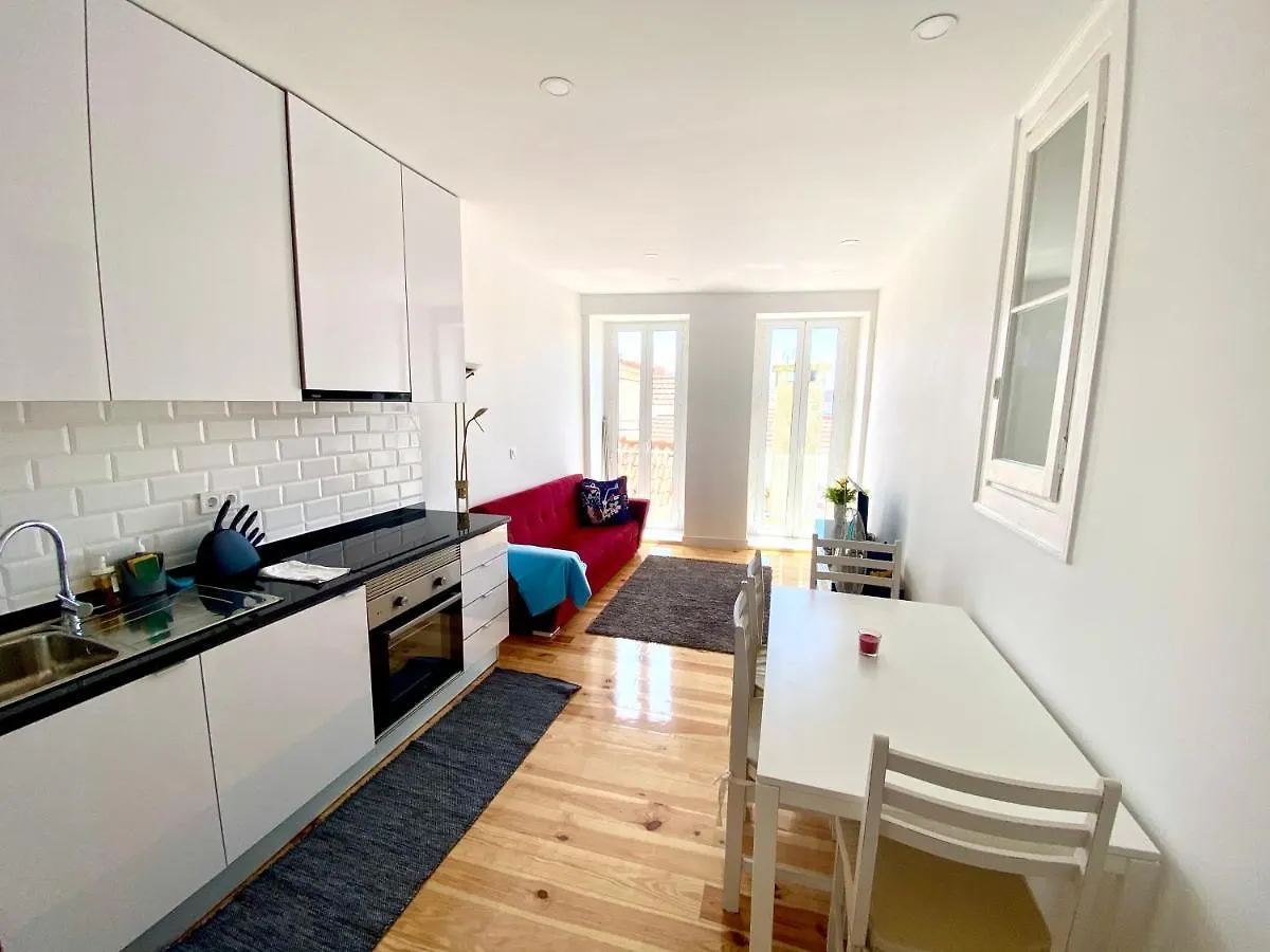 20-2 Lisbon Castle View Apartment With French Terrace
