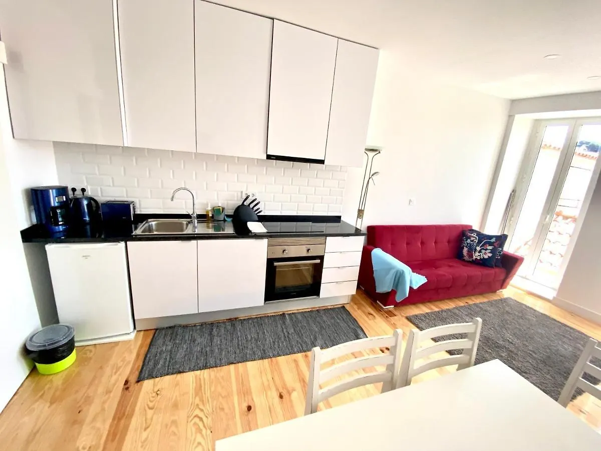 20-2 Lisbon Castle View Apartment With French Terrace
