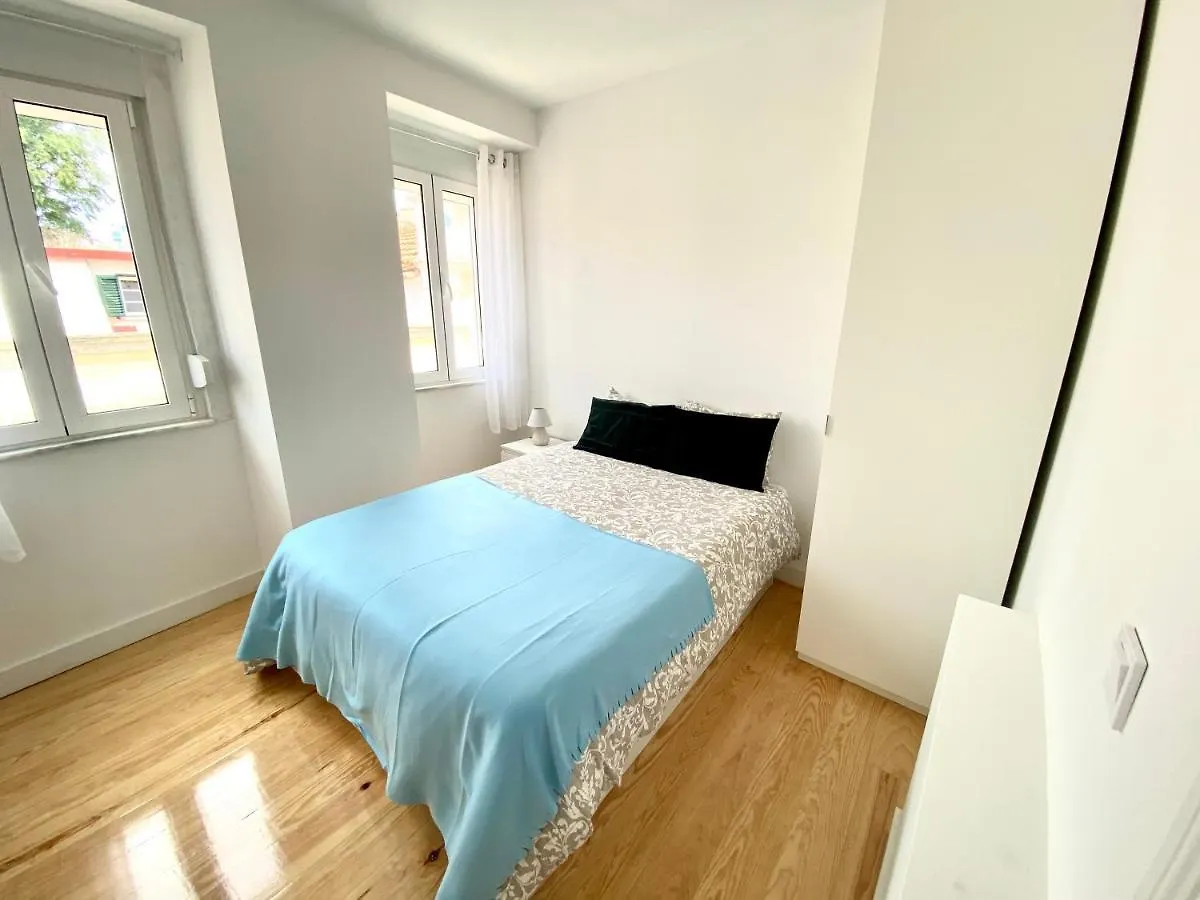 20-2 Lisbon Castle View Apartment With French Terrace 葡萄牙